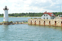Fort Constitution light