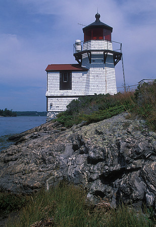 Squirrel Point Light