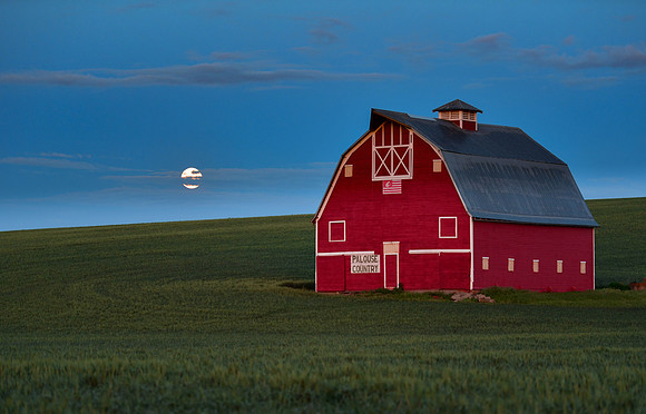 Moonset  Southeast      Washington