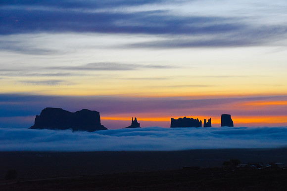 Sunrise MonumentValley