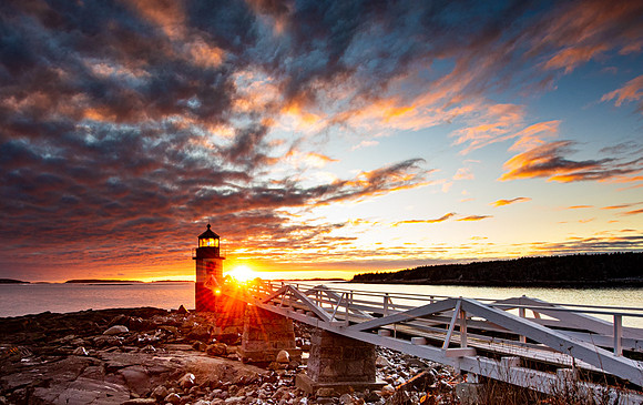 Marshall Point Light.        Winter  Sunset