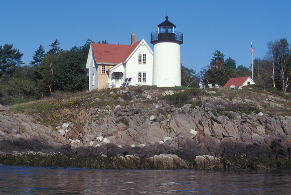 Curtis Island Light